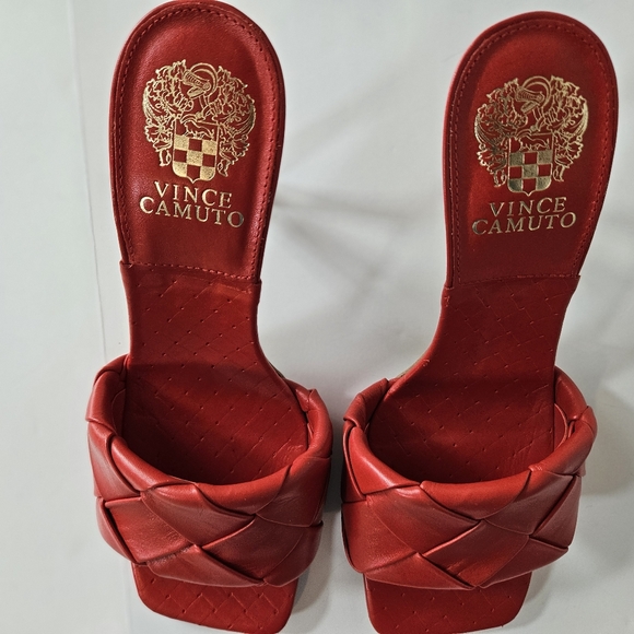 Vince Camuto size 8 red leather brelanie braided strap slide sandals hee… - Picture 10 of 10